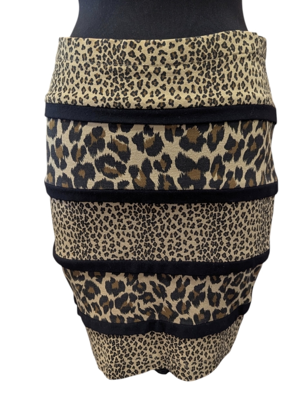 Vintage Eyeshadow M Leopard Print Mini Skirt in Tan and Black Y2k Baddie Retro
